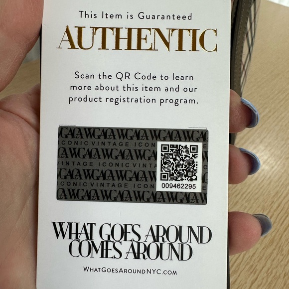 Burberry Plaid Shoulder Bag with Leather Accents, pre-loved Burberry Nova bag - Picture 5 of 16